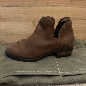 Sorel Lolla II Cutout Bootie 6.5